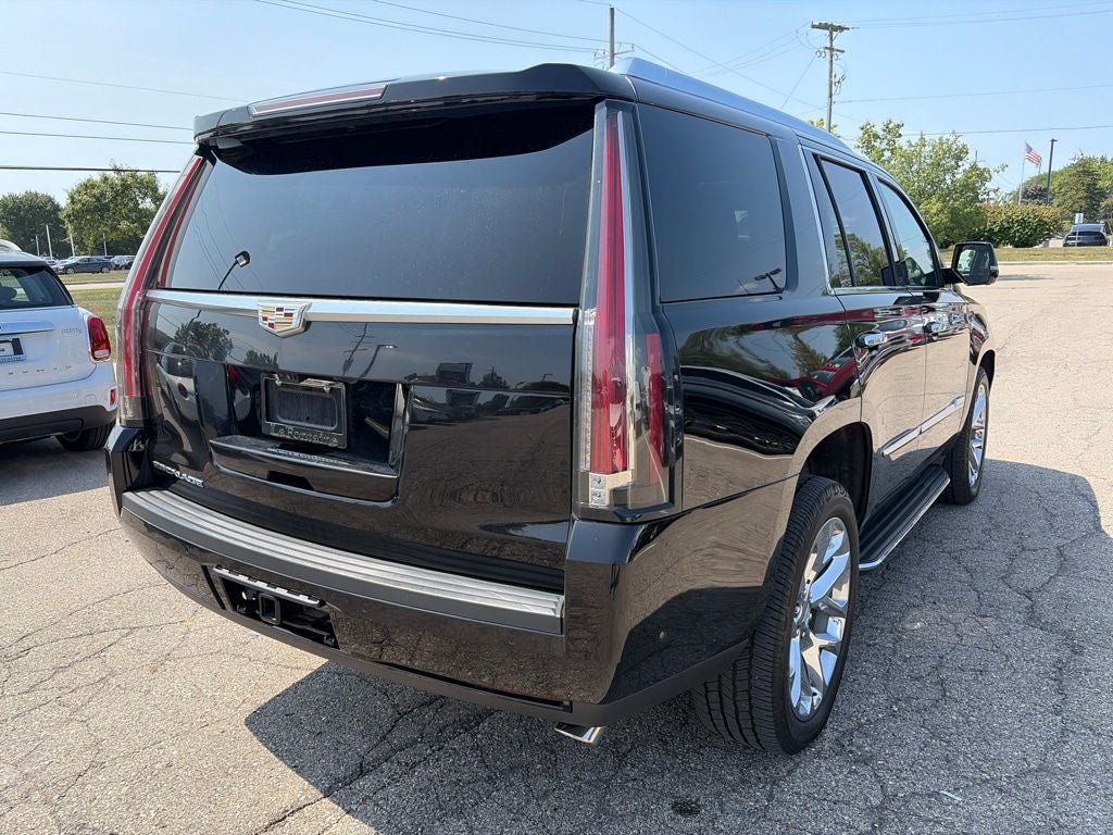 2019 Cadillac Escalade Luxury
