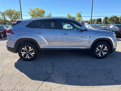 2026 Volkswagen Atlas Cross Sport SE