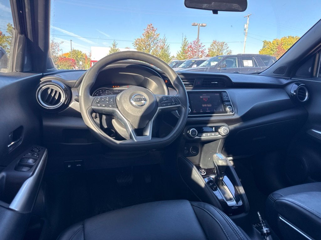 2020 Nissan Kicks SV