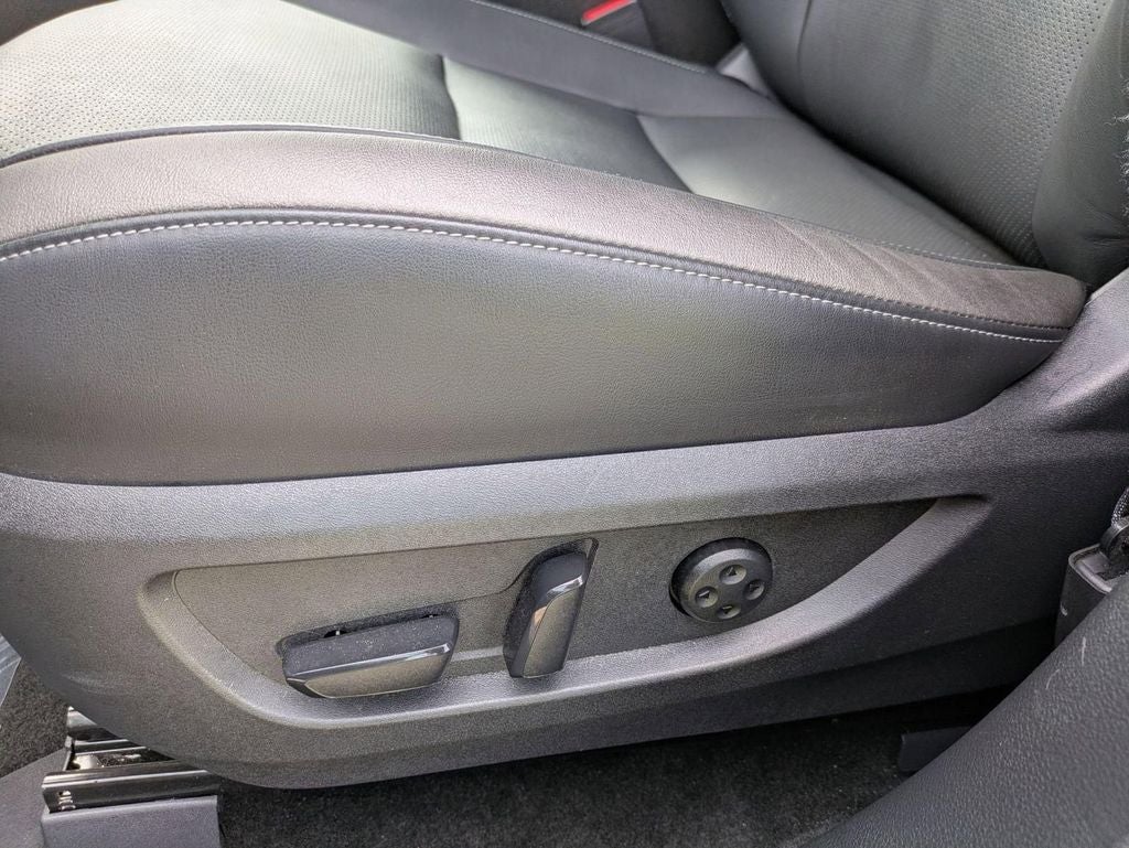 2024 INFINITI QX50 LUXE
