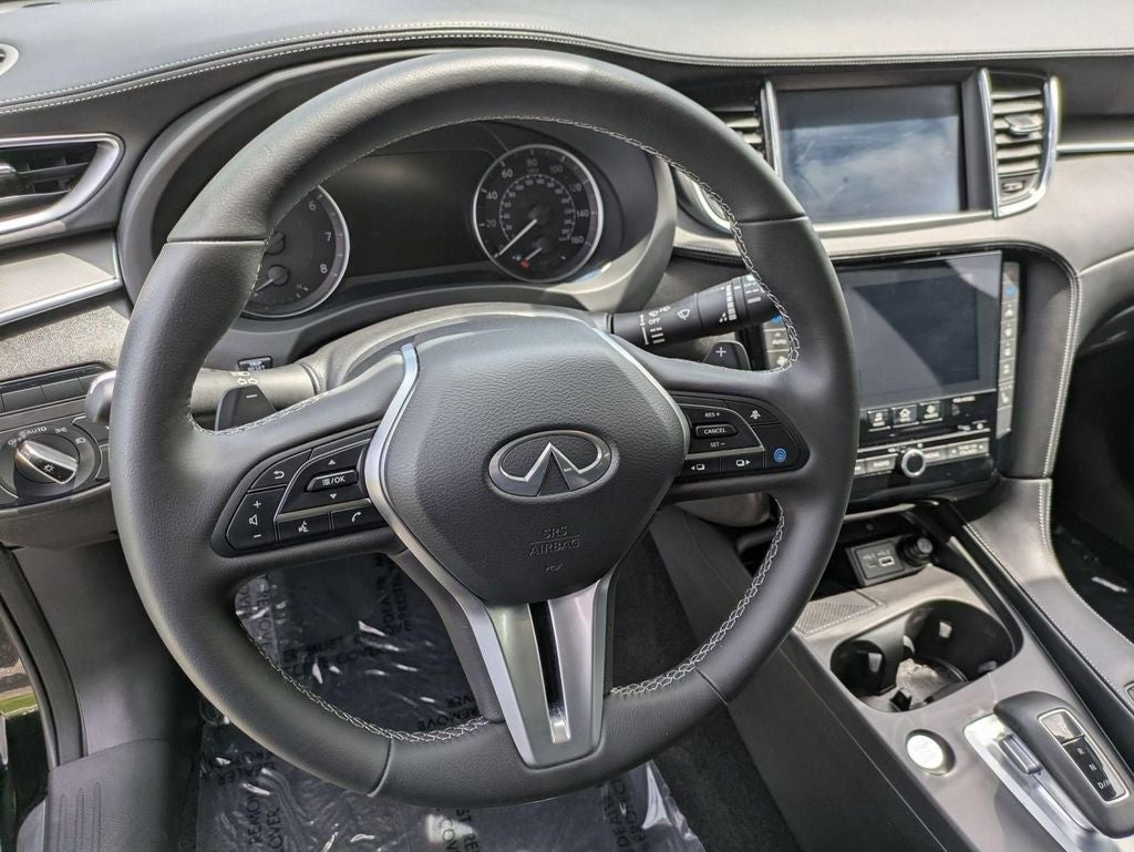 2024 INFINITI QX50 LUXE