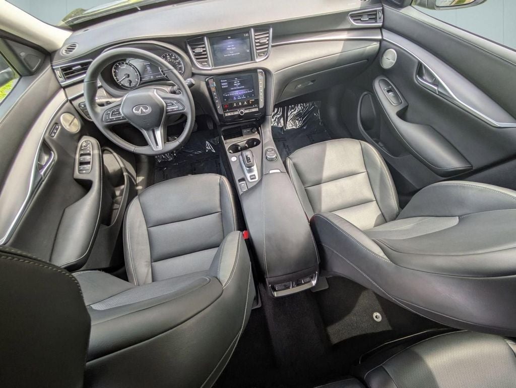 2024 INFINITI QX50 LUXE