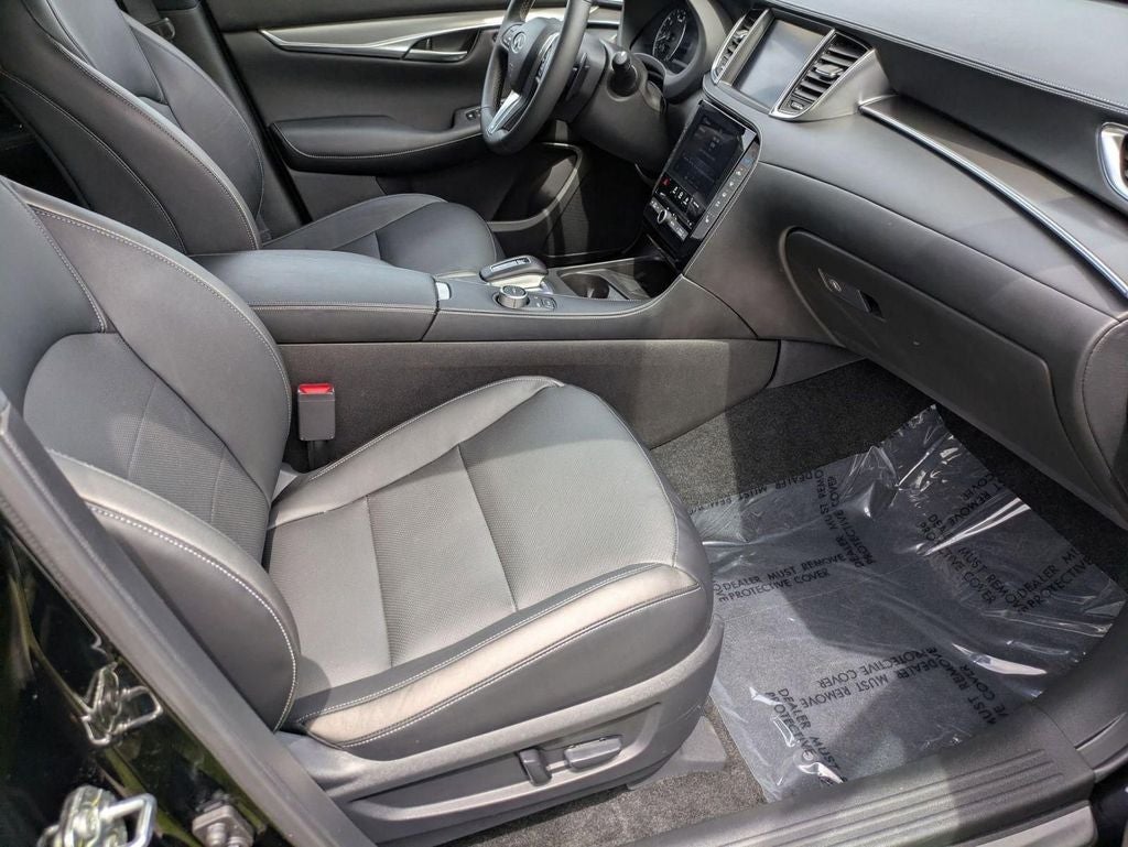 2024 INFINITI QX50 LUXE