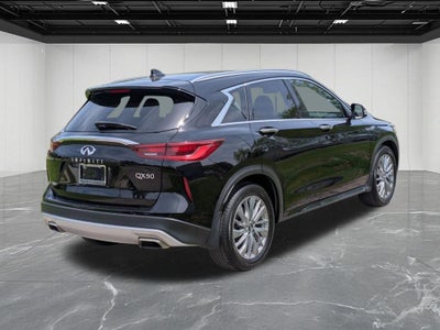 2024 INFINITI QX50 LUXE