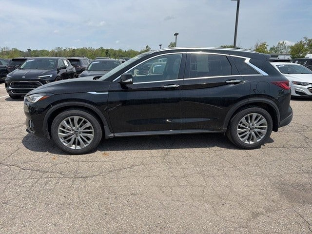 2024 INFINITI QX50 LUXE