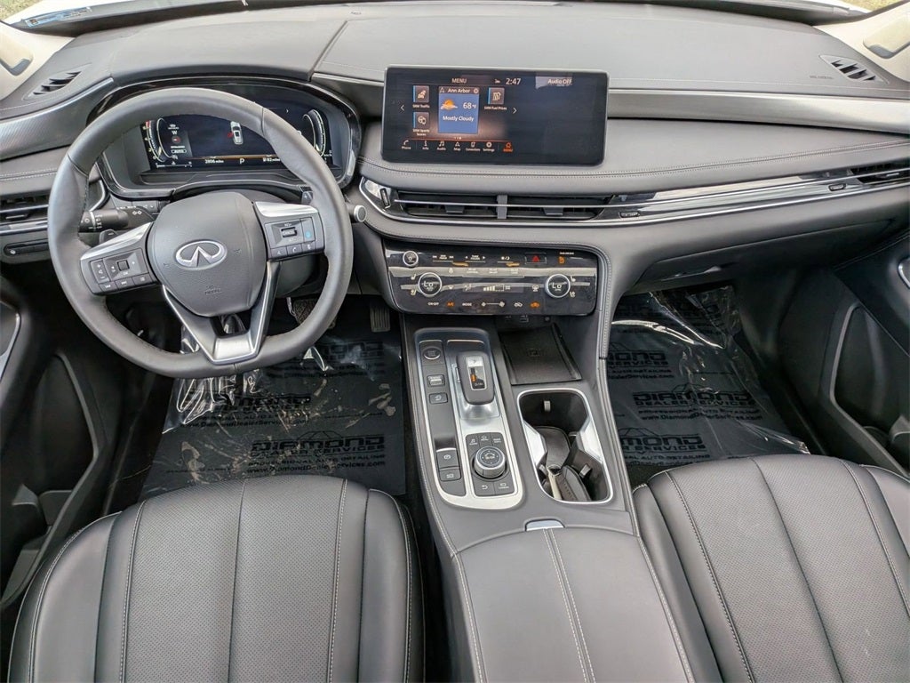 2025 INFINITI QX60 LUXE