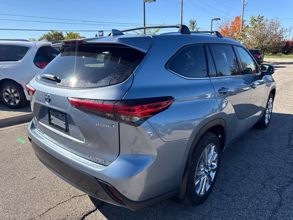2023 Toyota Highlander Hybrid Limited