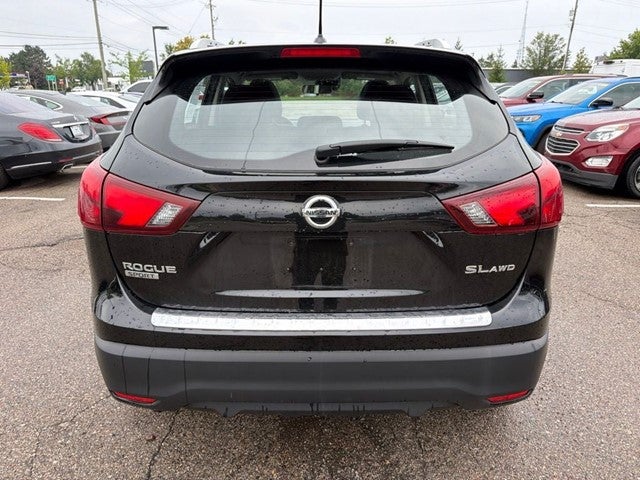 2017 Nissan Rogue Sport SL