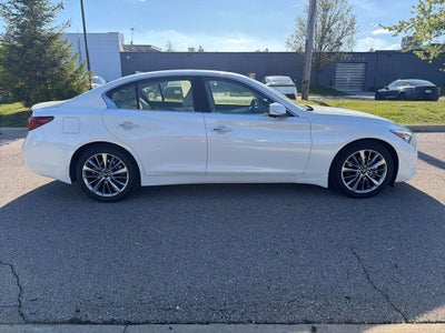 2022 INFINITI Q50 LUXE