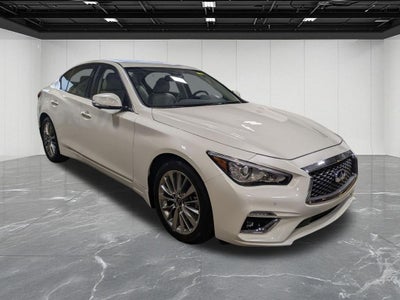 2023 INFINITI Q50 LUXE
