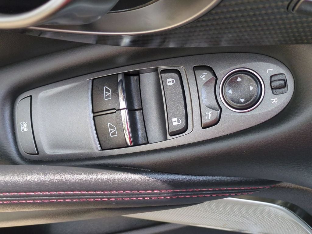 2022 INFINITI Q60 Red Sport 400