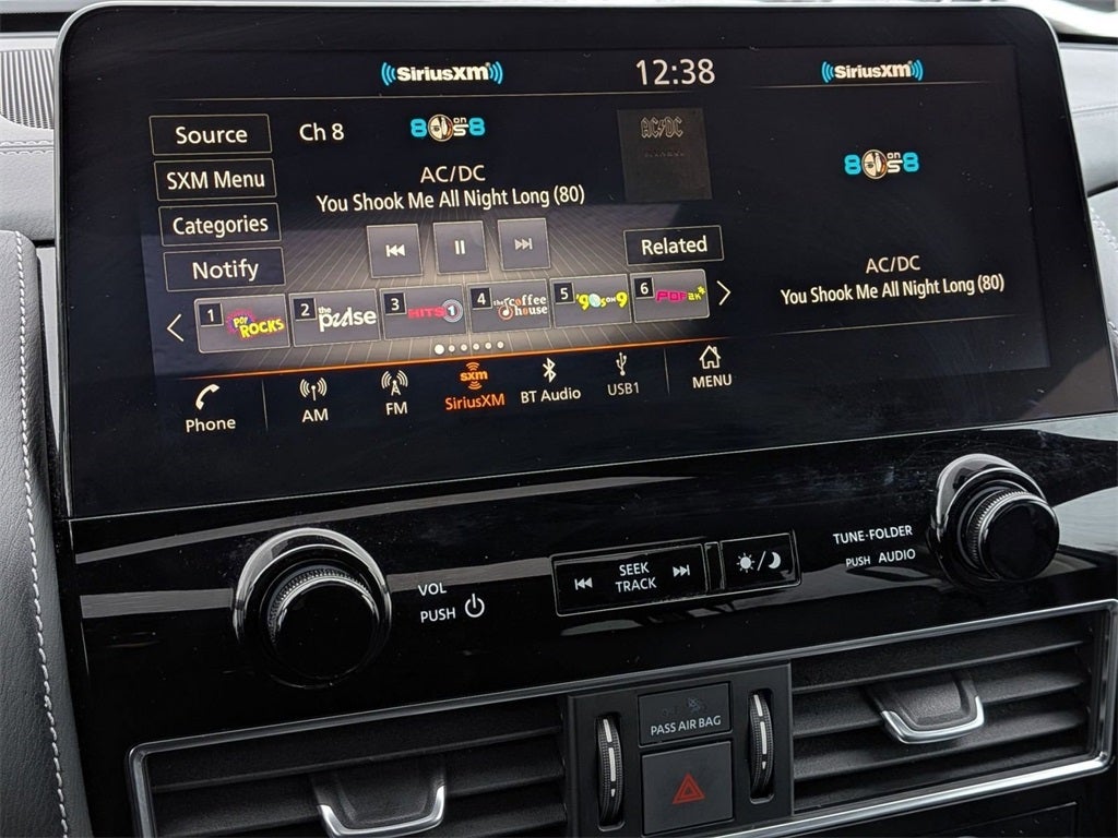 2022 INFINITI QX80 LUXE