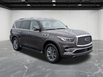2022 INFINITI QX80 LUXE