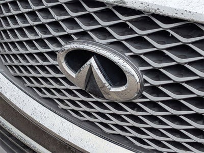 2022 INFINITI QX80 LUXE