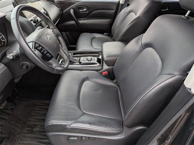 2022 INFINITI QX80 LUXE