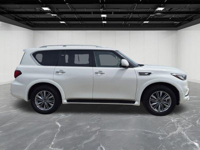 2024 INFINITI QX80 LUXE