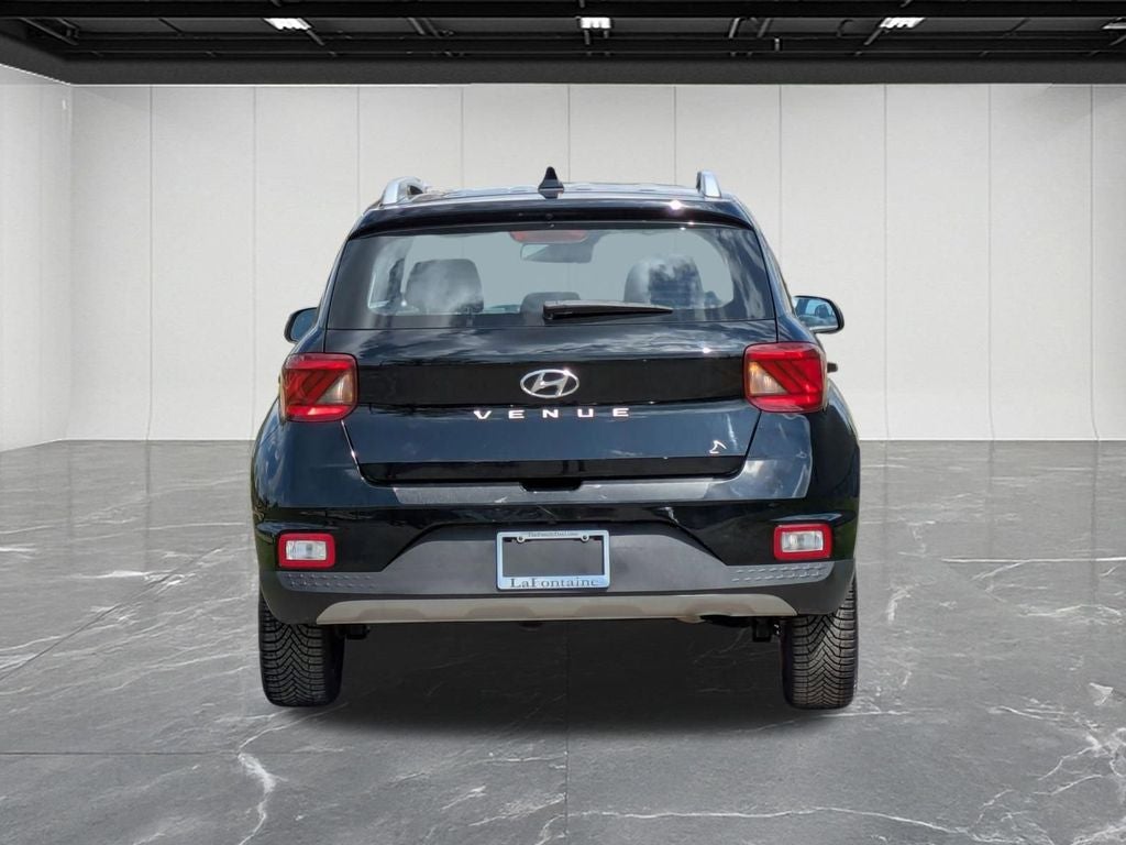 2022 Hyundai Venue SEL