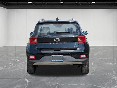 2022 Hyundai Venue SEL