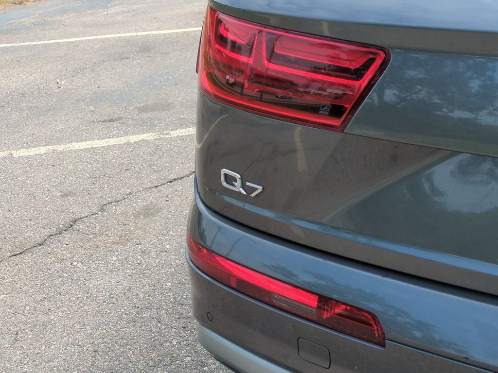 2019 Audi Q7 55 Premium Plus quattro