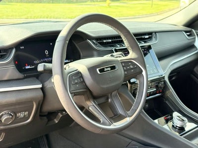2024 Jeep Grand Cherokee L Laredo