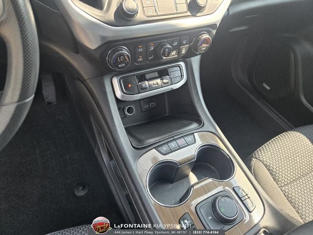 2021 GMC Acadia SLE