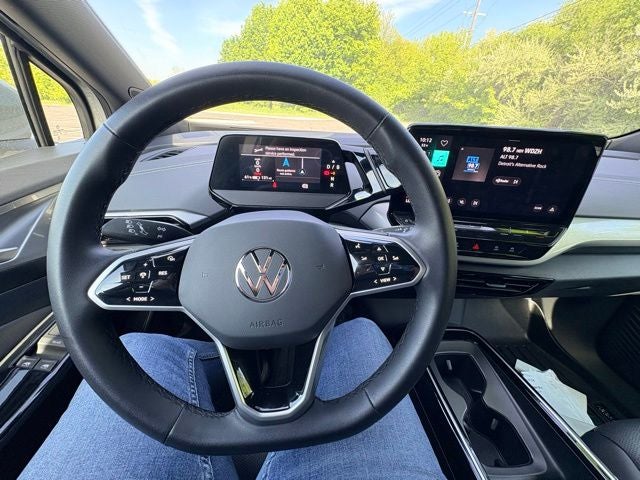 2023 Volkswagen ID.4 Pro