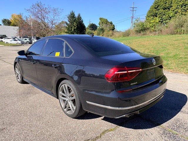2018 Volkswagen Passat 2.0T R-Line
