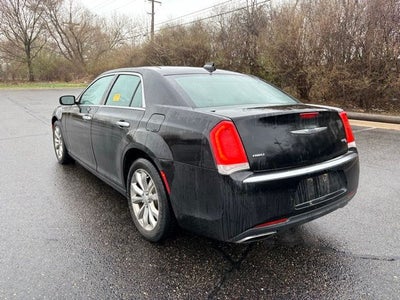 2017 Chrysler 300 C