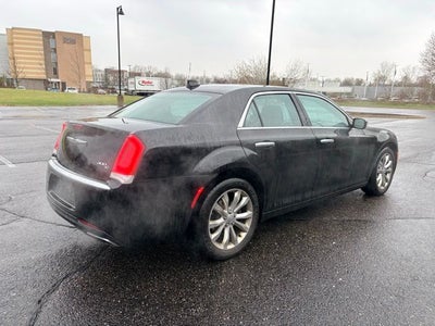 2017 Chrysler 300 C