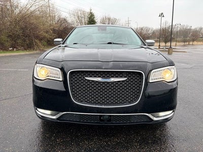 2017 Chrysler 300 C