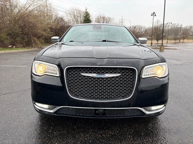2017 Chrysler 300 C