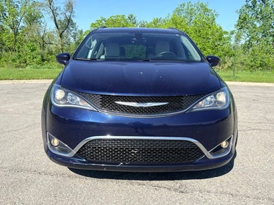 2017 Chrysler Pacifica Touring L Plus