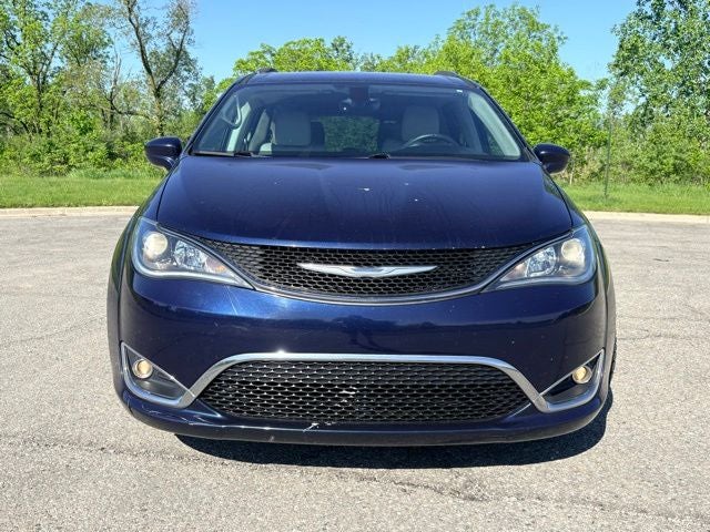 2017 Chrysler Pacifica Touring L Plus