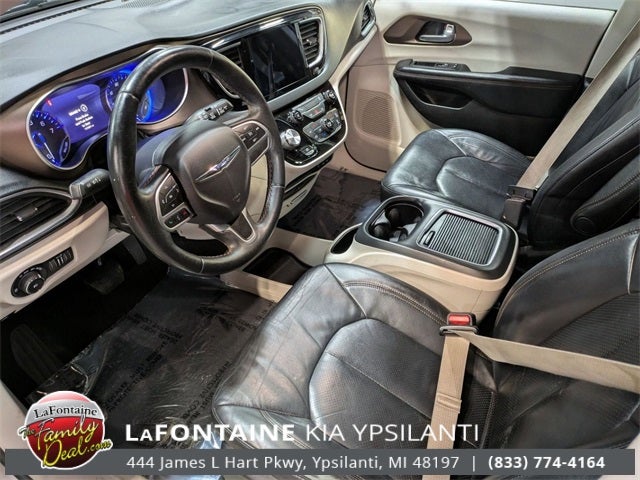 2017 Chrysler Pacifica Touring L Plus