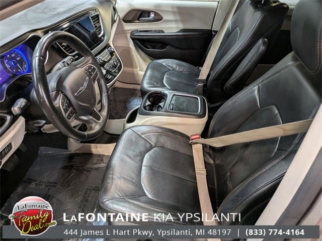 2017 Chrysler Pacifica Touring L Plus