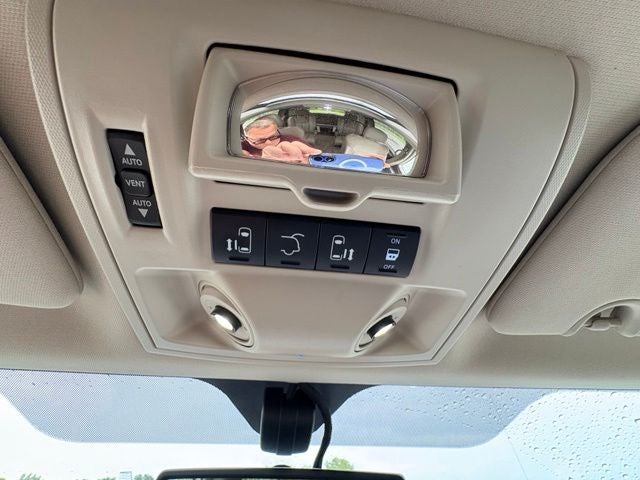 2016 Chrysler Town & Country Limited