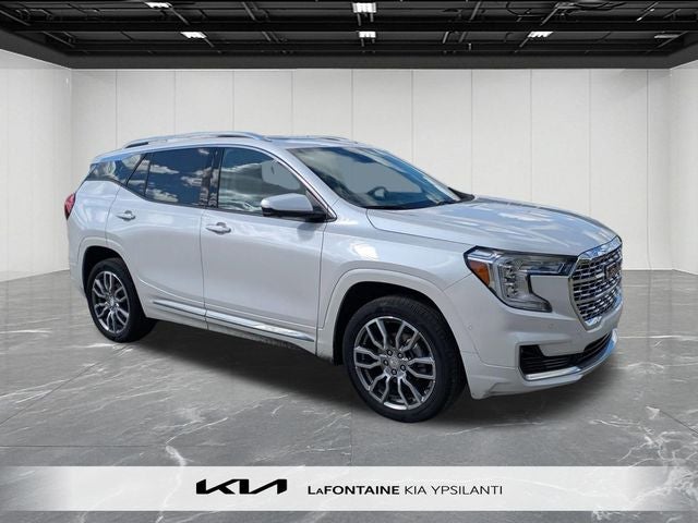 2023 GMC Terrain Denali