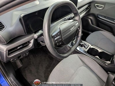 2025 Kia K4 LXS