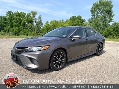 2019 Toyota Camry SE