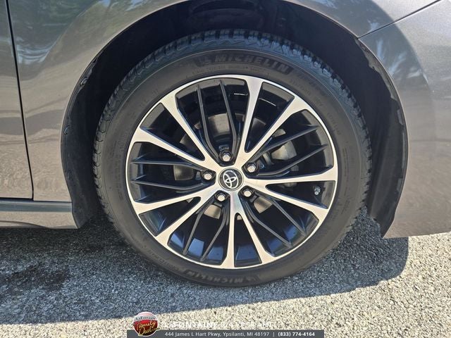 2019 Toyota Camry SE