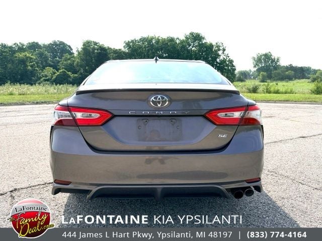 2019 Toyota Camry SE