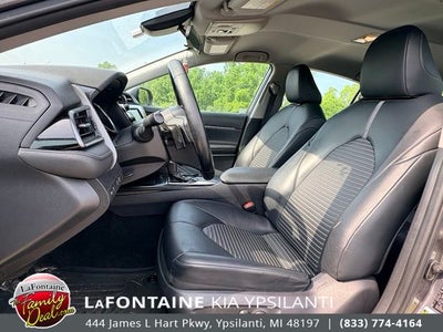 2019 Toyota Camry SE
