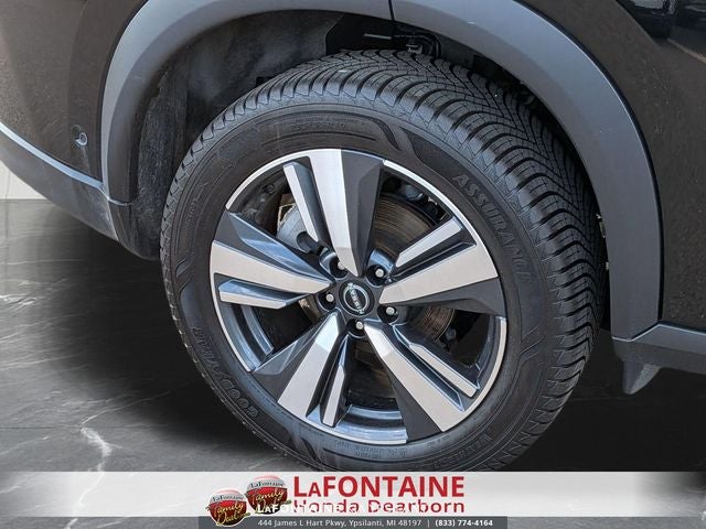 2024 Nissan Rogue SL