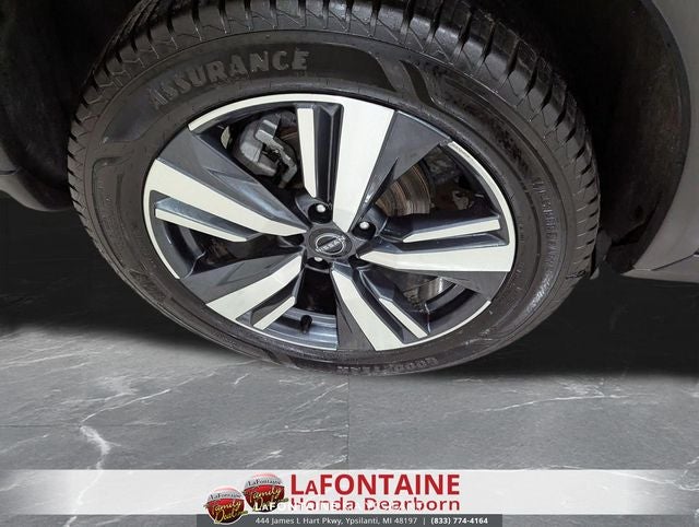 2024 Nissan Rogue SL