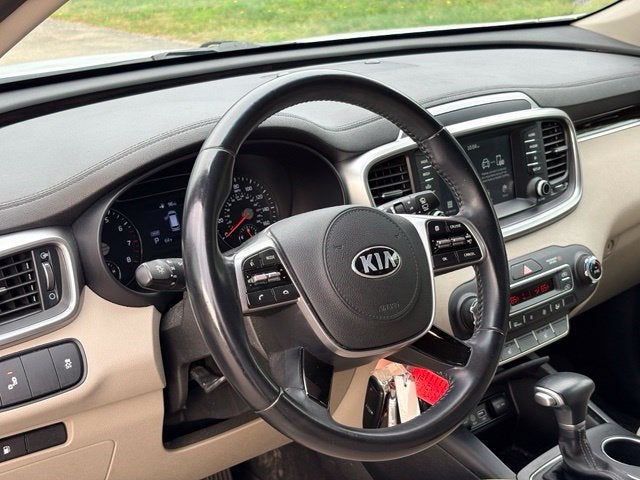2020 Kia Sorento LX