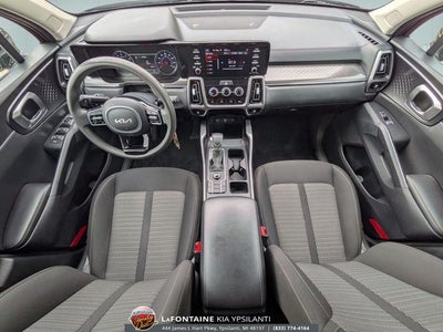 2023 Kia Sorento LX