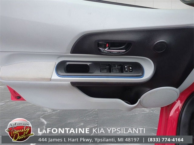 2013 Toyota Prius c Two