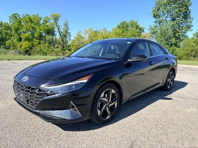 2022 Hyundai Elantra Limited