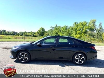 2022 Hyundai Elantra Limited