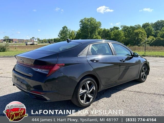 2022 Hyundai Elantra Limited